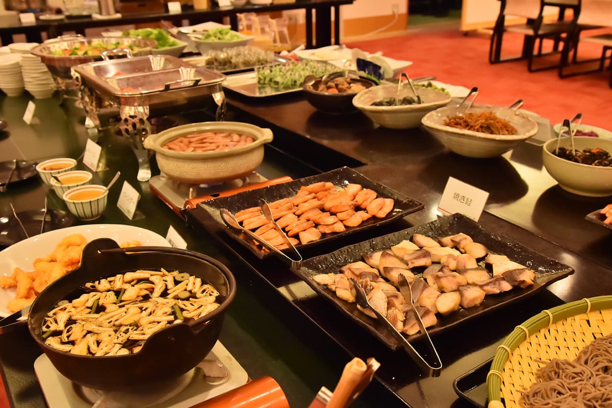 朝食バイキング